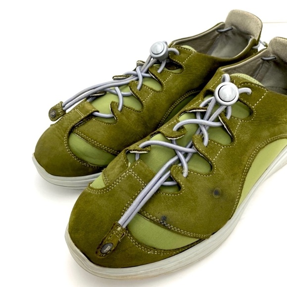 PANDERE Saturday Clinical Professionals Working Shoes in Green Suede - Picture 10 of 12